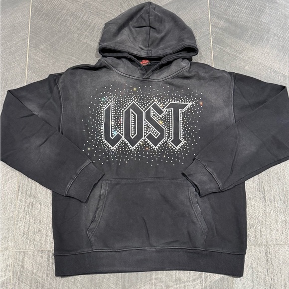 LOST Black Hoodie and Sweatpants Set - Picture 2 of 7